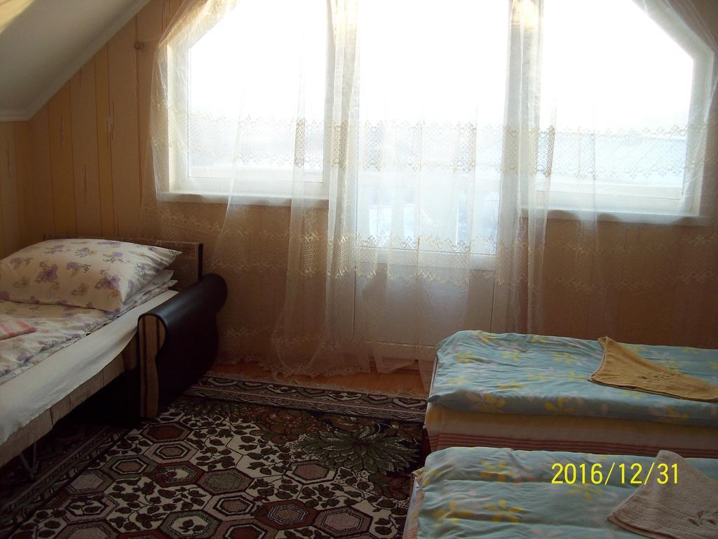 Natalia Vendeghaz Hotel Csetfalvat Exterior photo